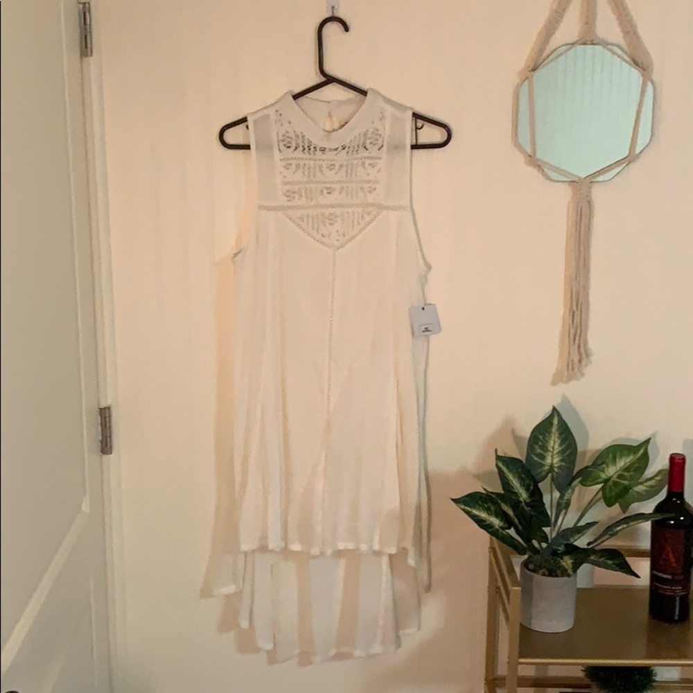 O’Neill • sleeveless high low shift dress